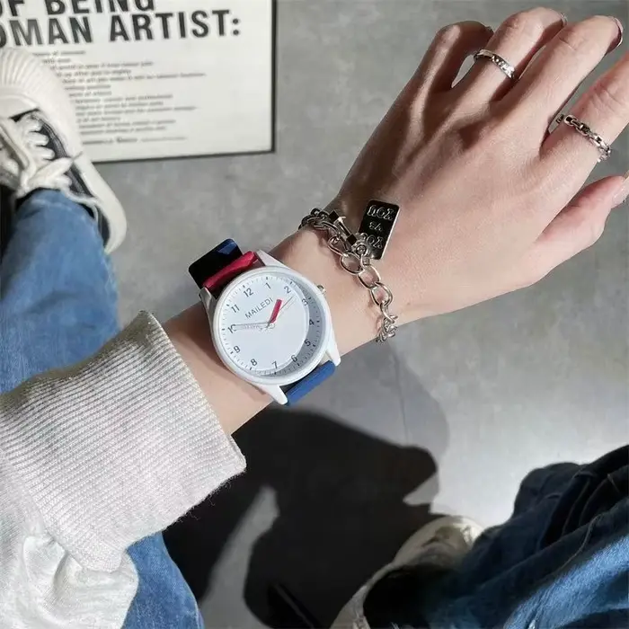 Montre à quartz pour femmes