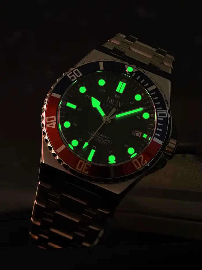 Montre Carnival automatique homme résistante à l'eau 300M avec mouvement Citizen MIYOTA ou Seiko NH35, boîtier et bracelet en acier inoxydable, cadran lumineux, chronographe et calendrier complet, pour hommes sportifs et professionnels