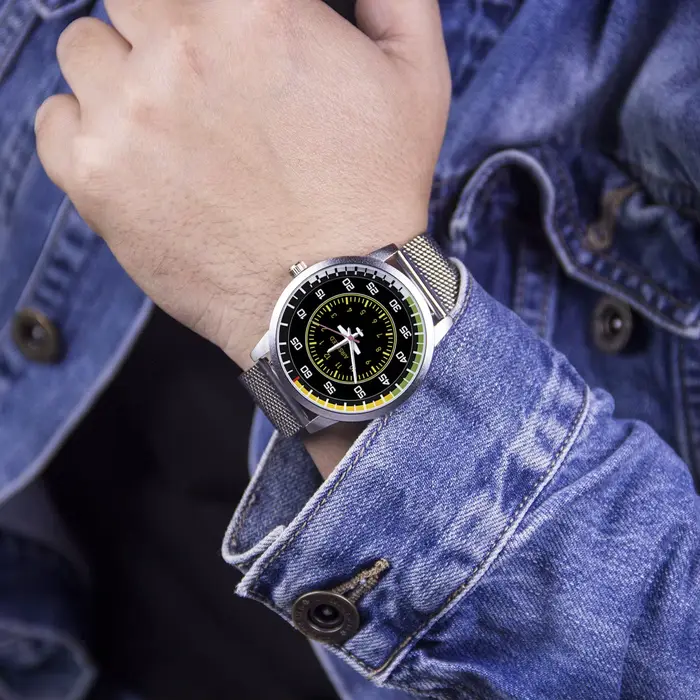 Montre-bracelet électronique classique avec logo pour homme