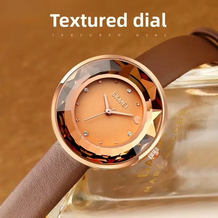Nouvelle montre à quartz pour femme 2025 : cadran floral 3D