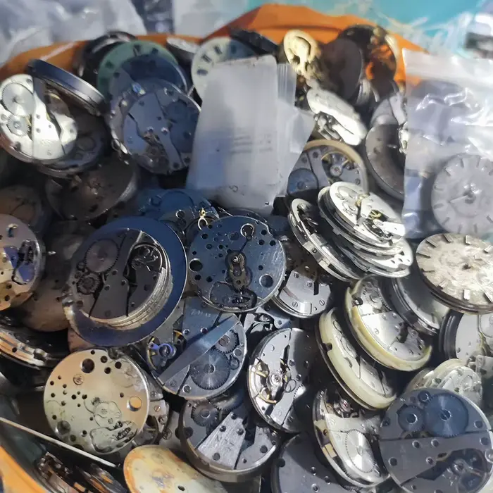 Accessoires de montre, mouvements de montre, pièces démontées, à appliquer au DIT, les bonnes et les