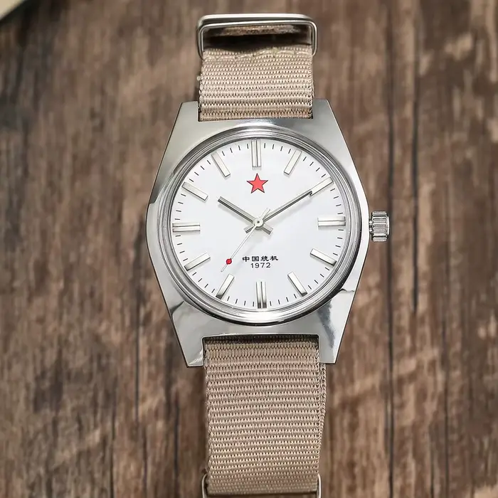 Montre mécanique vintage pour homme Shanghai 7120