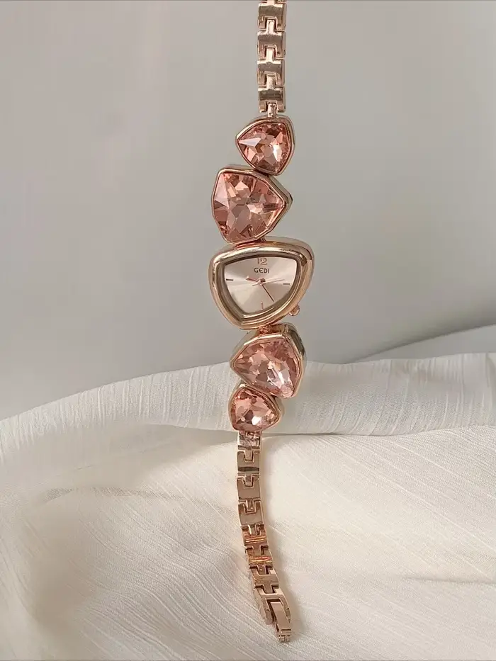 Montre à quartz rose pour femmes
