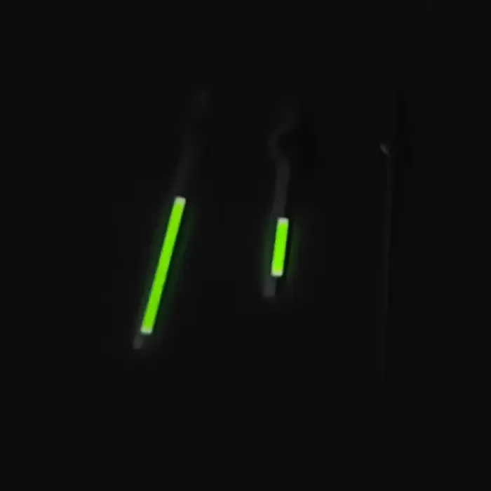 Aiguilles de montre lumineuses vertes Menex