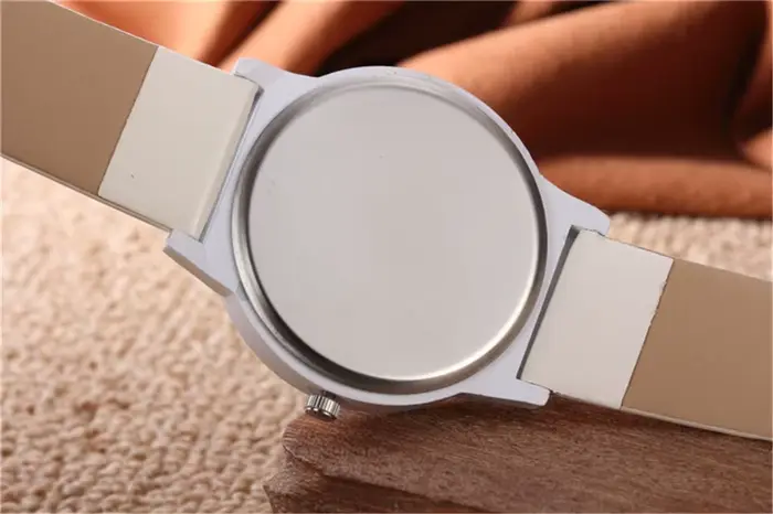 Montres de sport créatives pour hommes