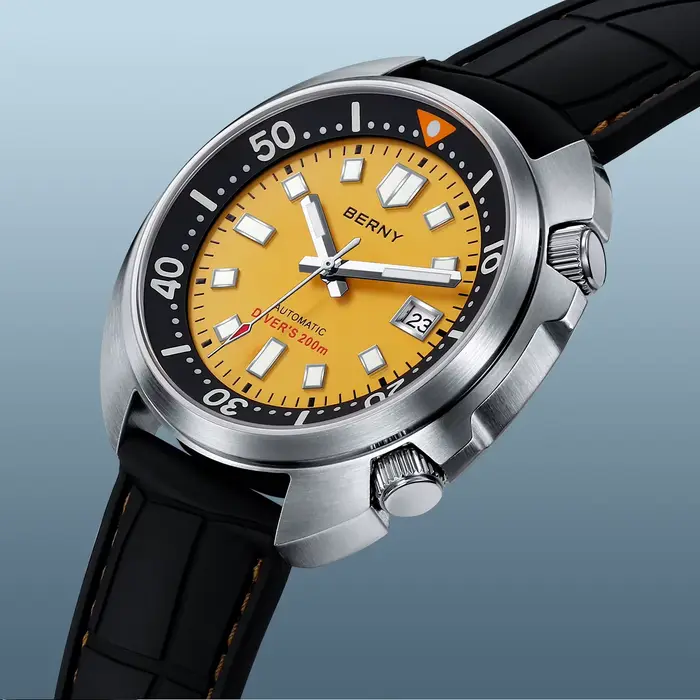 Montre de plongée BERNY AM1970M avec double couronne anti-collision, résistance à l'eau 20ATM, mouvement automatique Miyota 8215, bracelet fluoroélastomère, verre saphir super lumineux pour homme occasions spéciales