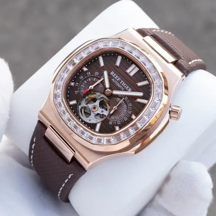 Montre automatique Reef Tiger pour homme