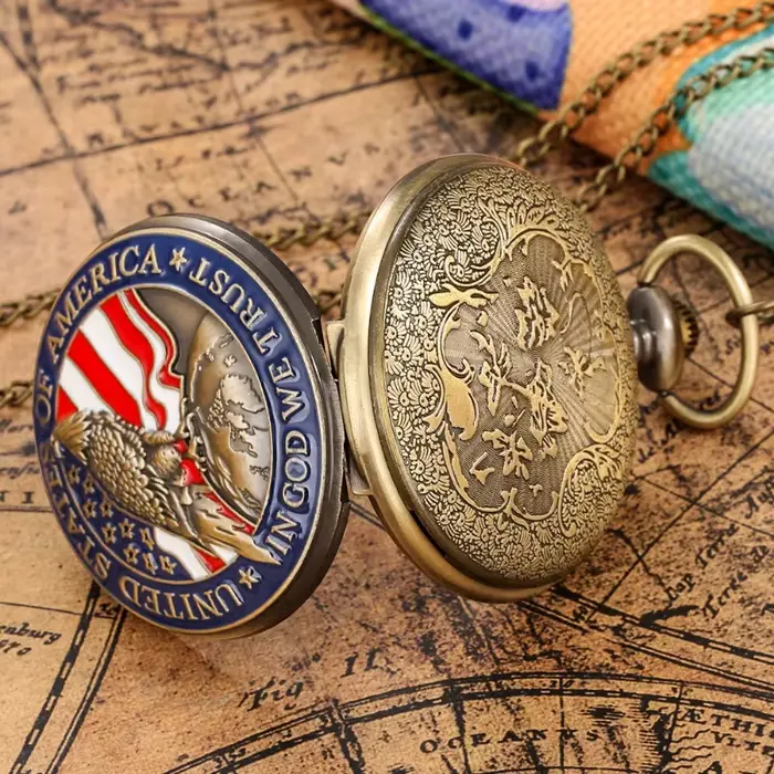 Montre de poche classique américaine avec motif Aigle et Torche