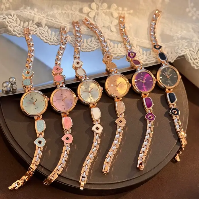 Montre-bracelet vintage irrégulière élégante de luxe pour femme