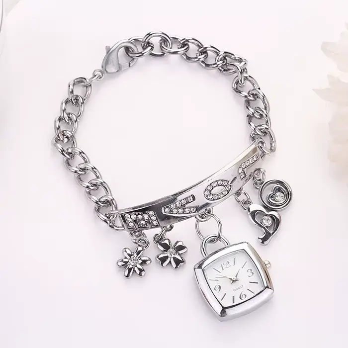 Montres pour femmes avec lettres strass incrusté chaîne Bracelet fleur pendentif montre-Bracelet dames robe