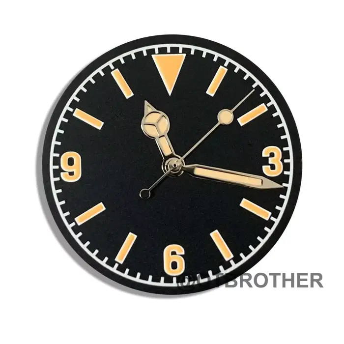 Cadran Vintage NH35 28.5MM avec aiguilles pour sous-marin des années 1960