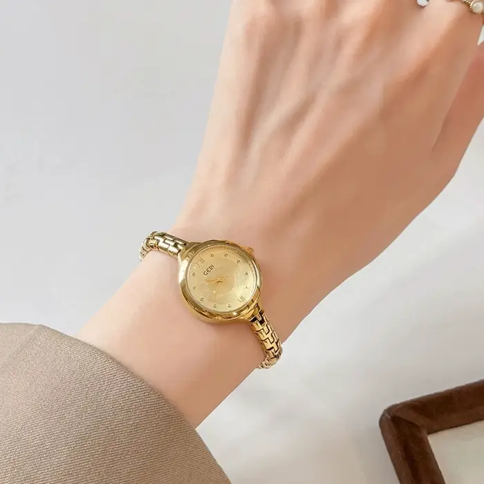 GEDI mode rétro luxe dames montre avec petit cadran rond Bracelet femmes montres et horloges à assortir des tenues 2025 nouveauté