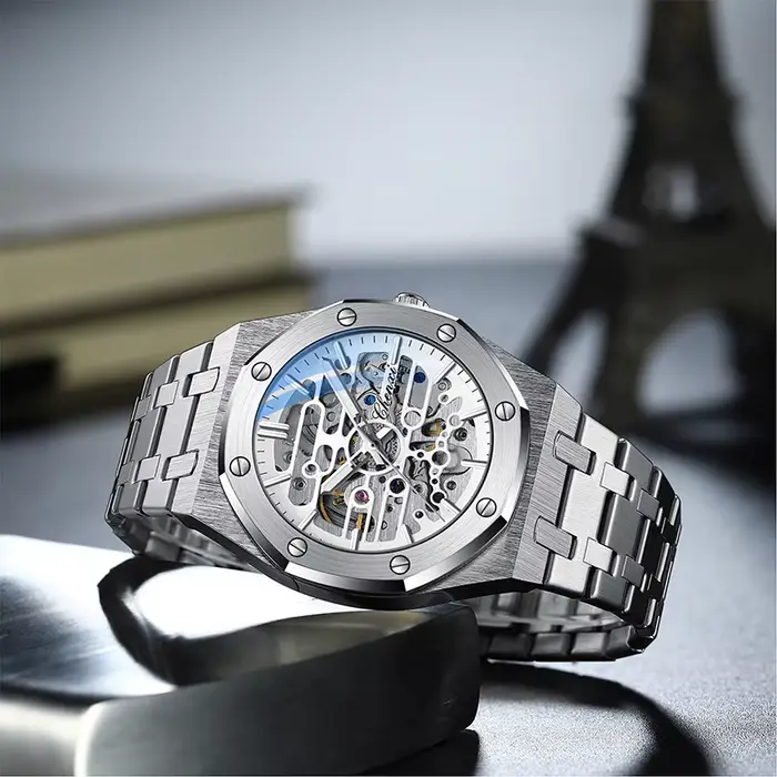 Montre mécanique CHENXI avec mouvement automatique, bracelet en acier inoxydable, résistante à l'eau, design unique pour hommes occassions spéciales