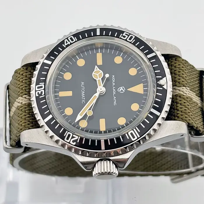 Montre de plongée rétro pour hommes