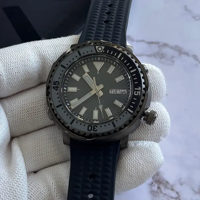 Montre de plongée en conserve pour hommes