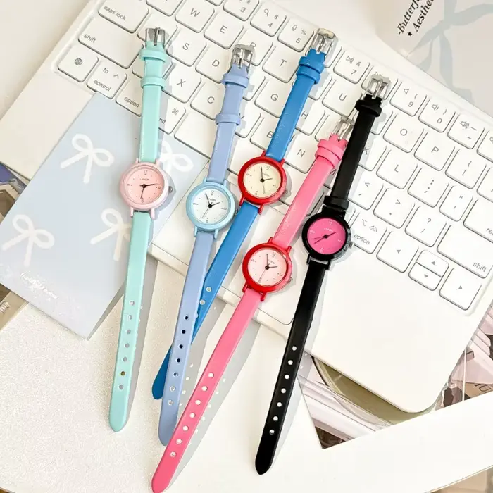 Montre pour femme, exquise