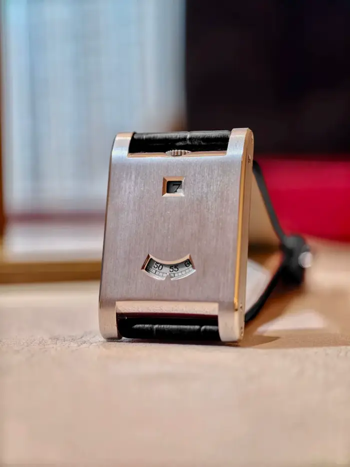 Montre CILOA carrée authentique pour homme