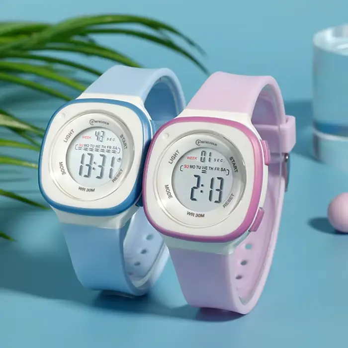 Montres enfants étanche violet numérique