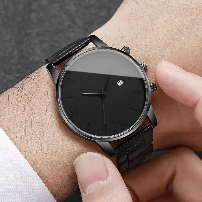 Montre Simple Roma en alliage avec mouvement quartz pour hommes style fashion casual occassions quotidiennes et spéciales