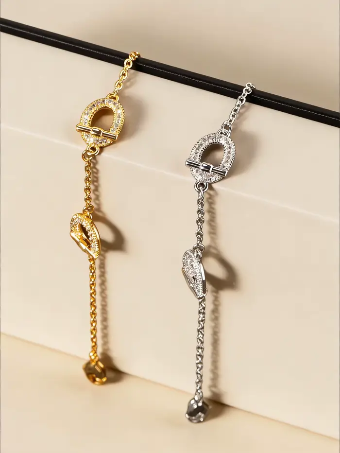 Bracelet de style luxe léger pour femmes