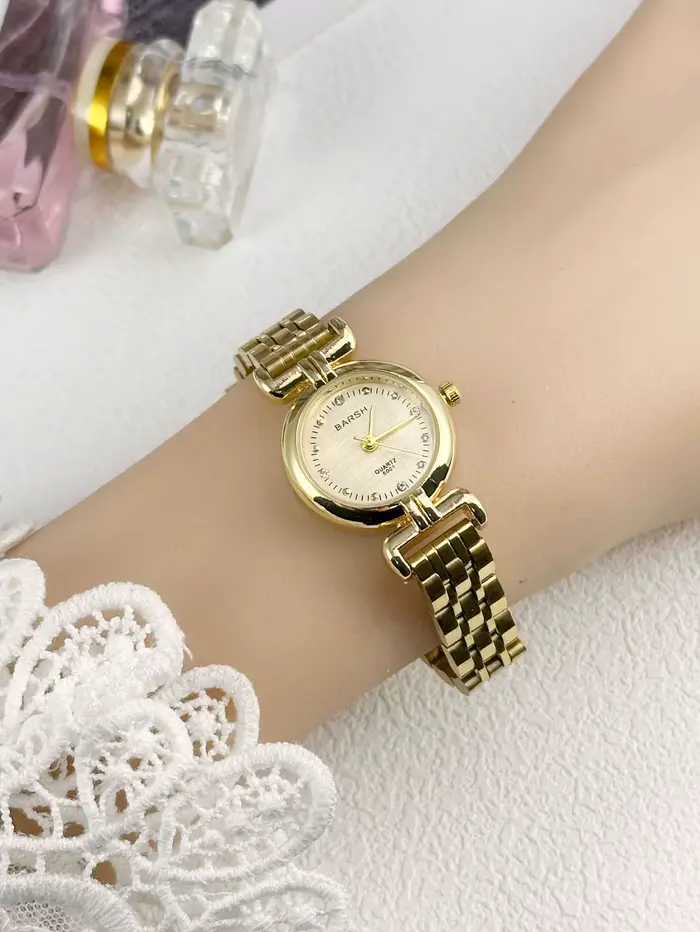 Montre pour femme haut de gamme en or