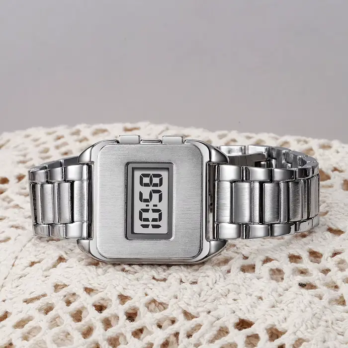 Montre électronique numérique simple pour homme