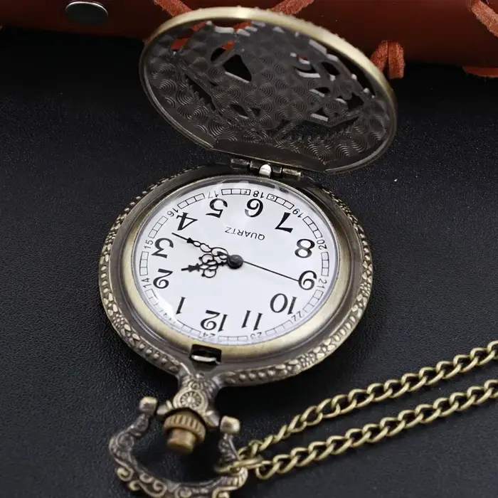 Bronze FullMetal Alchemist montre de poche hippocampe creux Relief Vintage Steampunk bijoux collier