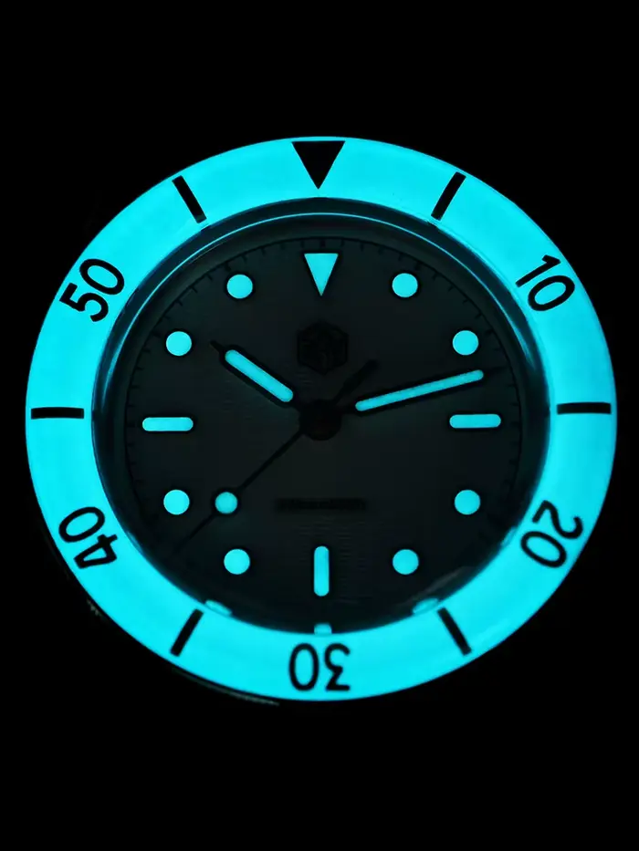 Montre de plongée à quartz San Martin 32