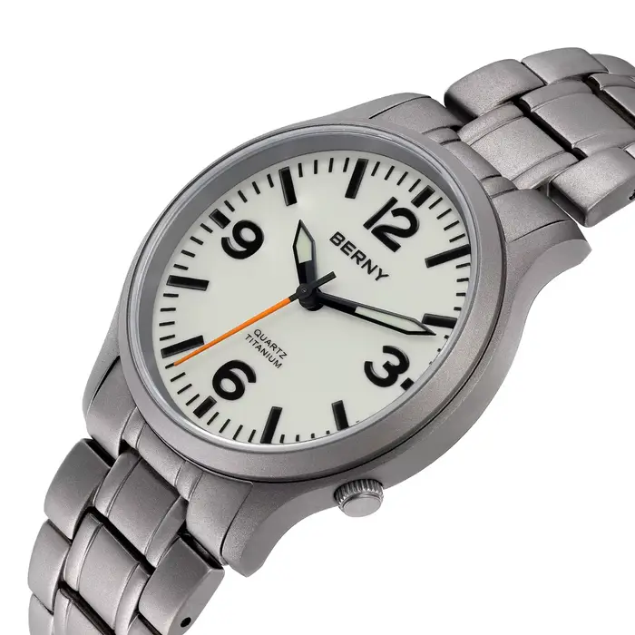 Montres BERNY en titane pour hommes