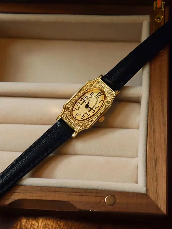 Montre à Quartz Élégante et Délicate Style Rétro Français Dorée Bracelet Cuir Occasions Spéciales