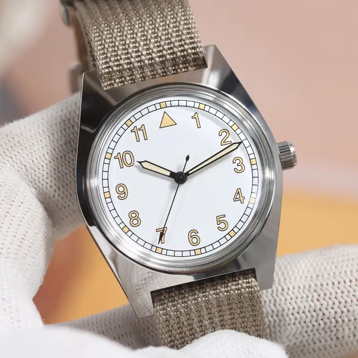 Montre mécanique HEIMDALLR aviateur rétro pour homme occasion spéciale avec mouvement ventilation manuelle et bracelet en nylon