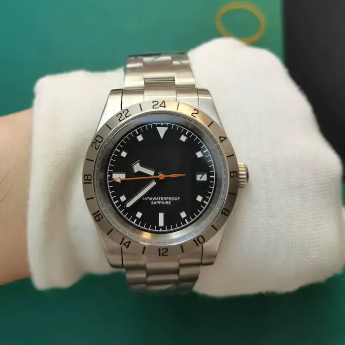 Montre analogique à Quartz pour hommes