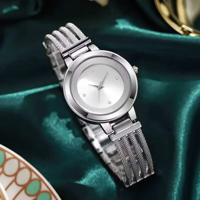 Montres pour femmes élégantes avec strass et bracelet en alliage pour occasions spéciales et quotidiennes