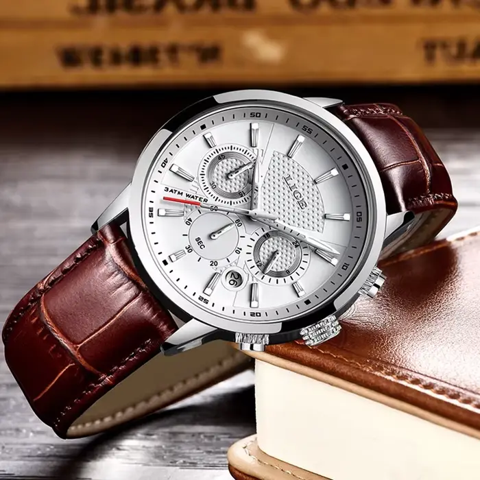 Montre-bracelet à quartz homme élégante et sportive avec calendrier complet et résistance à l'eau 3 bars occasions spéciales cadeau