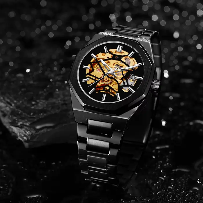 Montre squelette classique Forsining automatique pour hommes avec aiguilles lumineuses et bracelet en acier inoxydable pour occasions spéciales