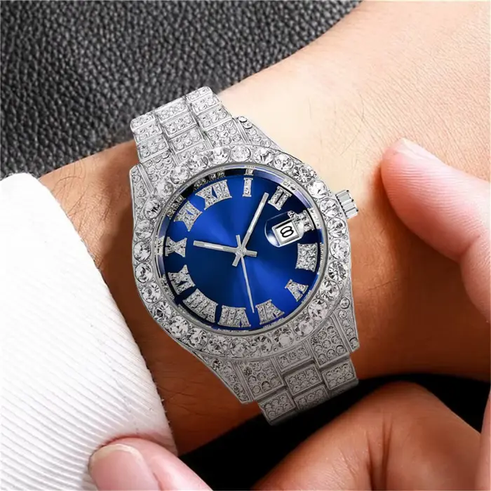 Montre-bracelet à Quartz entièrement en acier doré pour hommes
