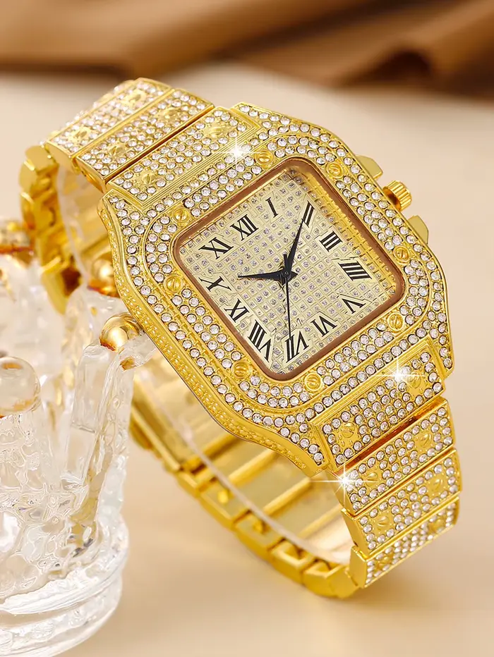 Montre à quartz élégante et à la mode
