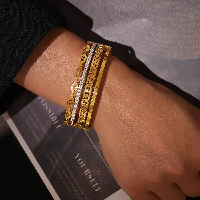 Bracelet en acier inoxydable pour femme