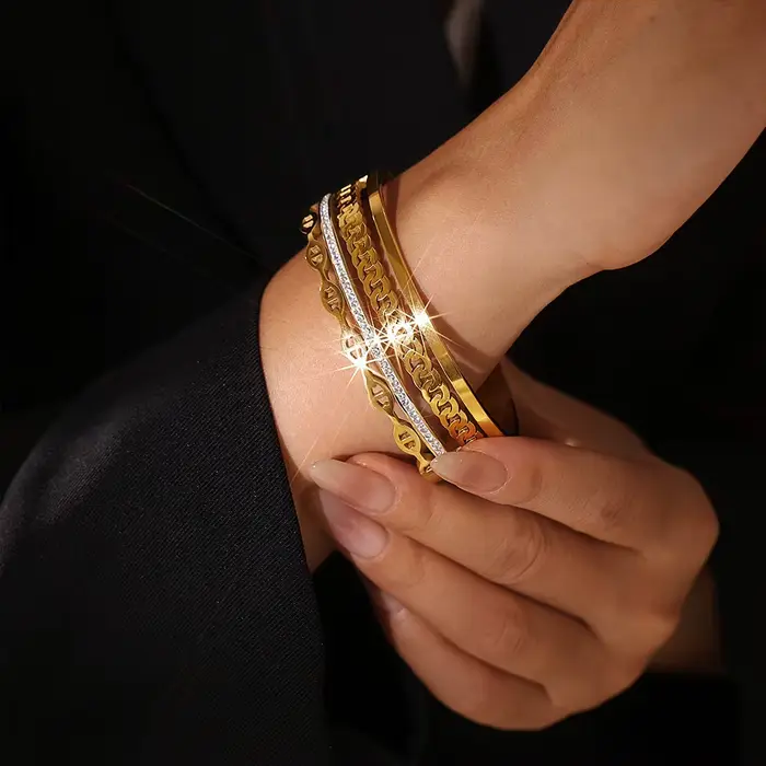 Bracelet en acier inoxydable pour femme