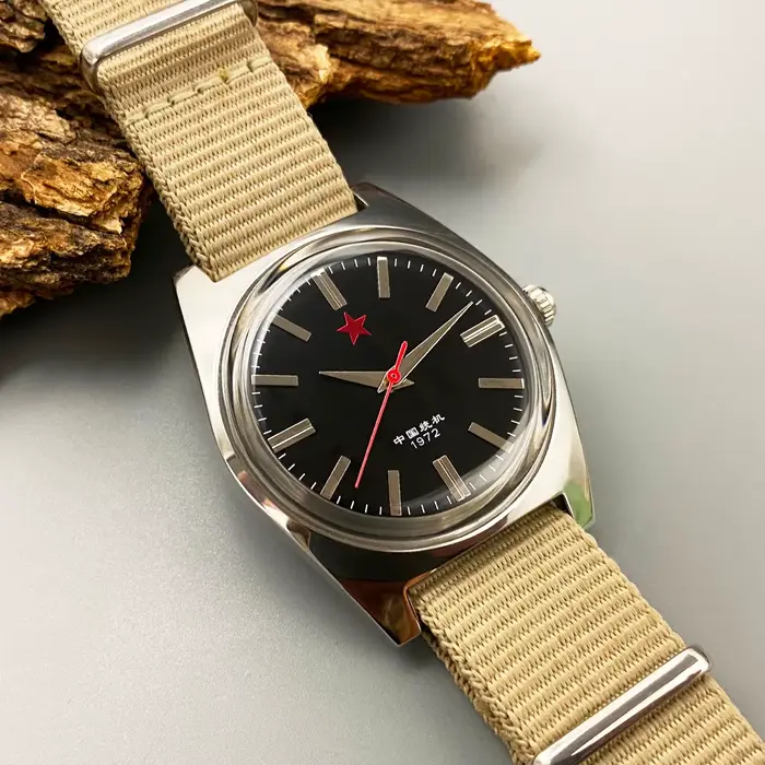 Montre mécanique Heimdallr avec mouvement manuel Shanghai 8120 pour hommes occasionnels et formels style rétro élégant