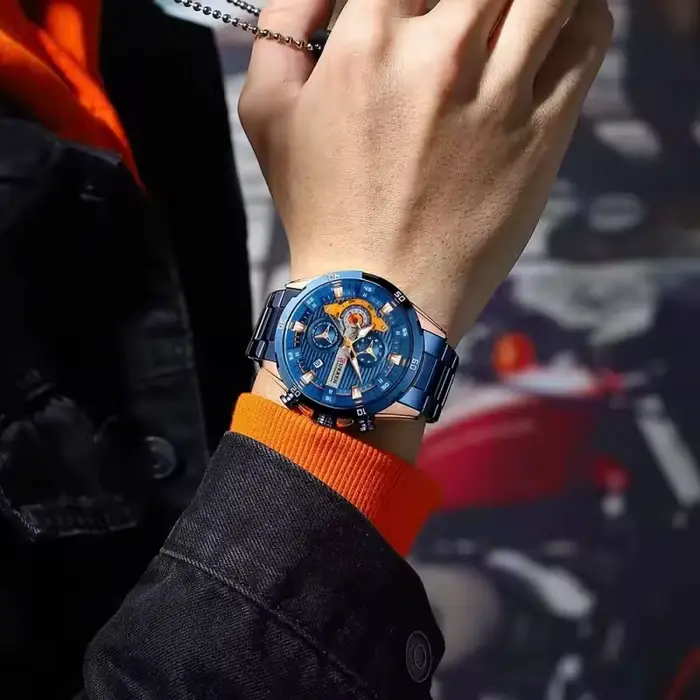 Montre Curren 8402 en Acier Inoxydable Design Créatif Cadran Lumineux Chronographe Montre Luxe Homme Occasions Spéciales