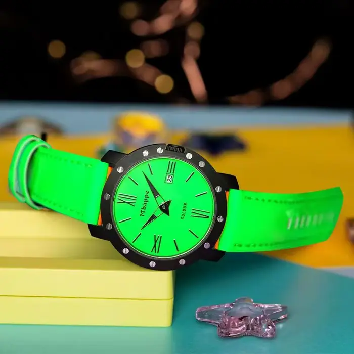 Authentique montre pour femme Mbappe