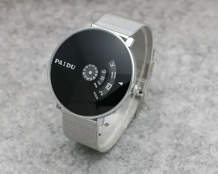 UTHAI CQ208 Nouvelle montre à quartz de style minimaliste
