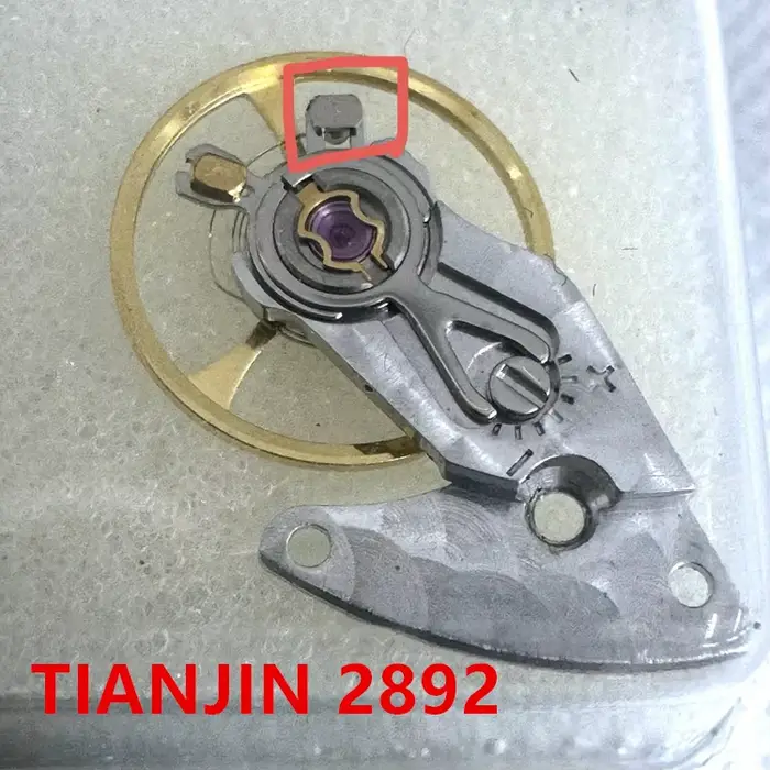 Accessoires de mouvement de montre, kit de balancier de remplacement ETA2892 Tianjin 2892 avec resso