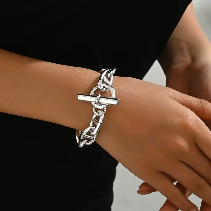 Bracelet à boucle OT pour femmes