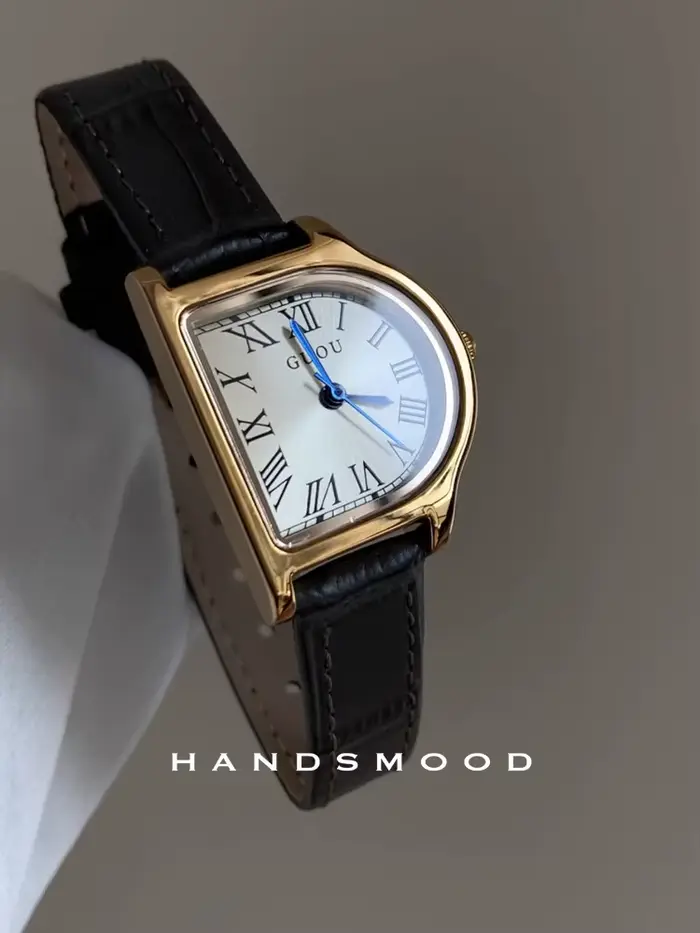 Femmes montre à Quartz conception Unique Reloj Vintage noir marron bracelet en cuir horloge dames Simple mode Orologio filles montre-bracelet