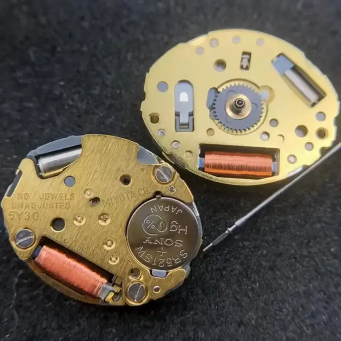 Mouvement à quartz japonais Miyota 5Y30 – Petit design sans calendrier à trois aiguilles