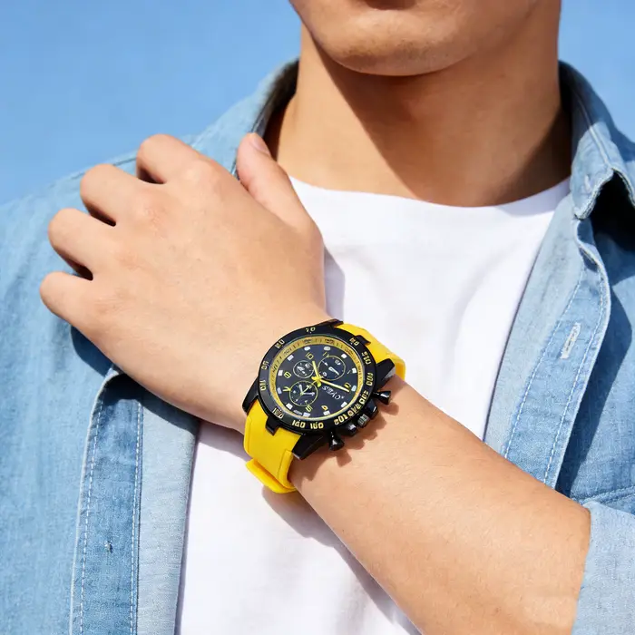 Nouvelles montres à quartz pour hommes et femmes