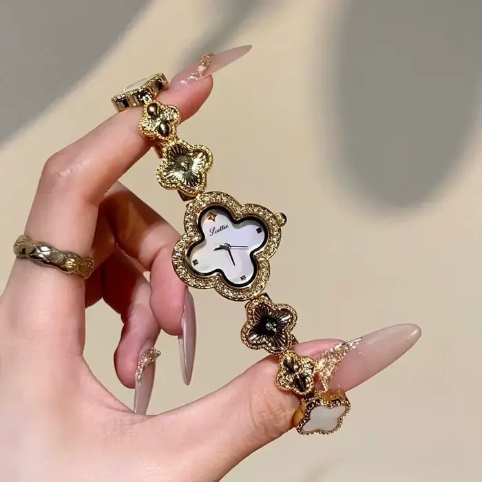 Nouvelle mode offre spéciale marque montre femmes