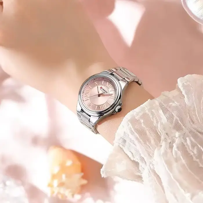 Montre élégante Curren 9091 pour femmes résistante à l'eau quartz avec bracelet en acier inoxydable occasion spéciale femmes